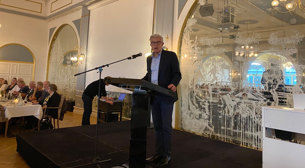 Peter Birch aflægger beretning